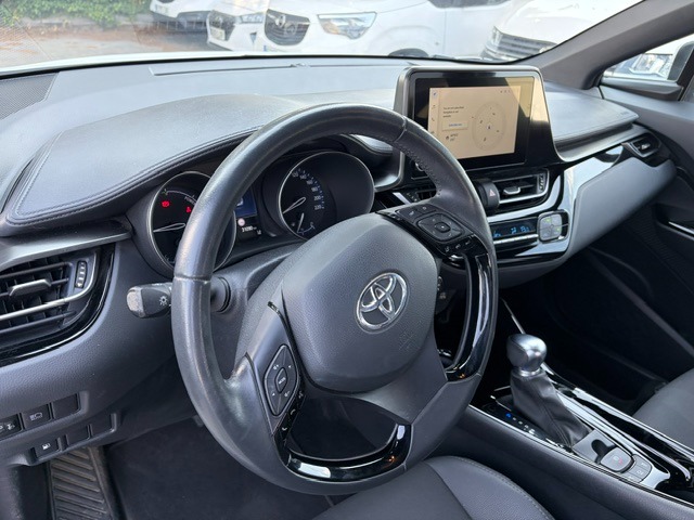 Renting Segunda Mano Toyota C-HR1.8 125H Advance 