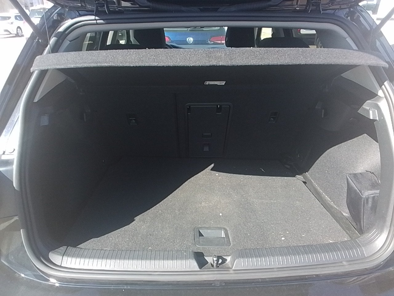 Renting Segunda Mano Volkswagen GolfLife 2.0 TDI 85kW (115CV) DSG 