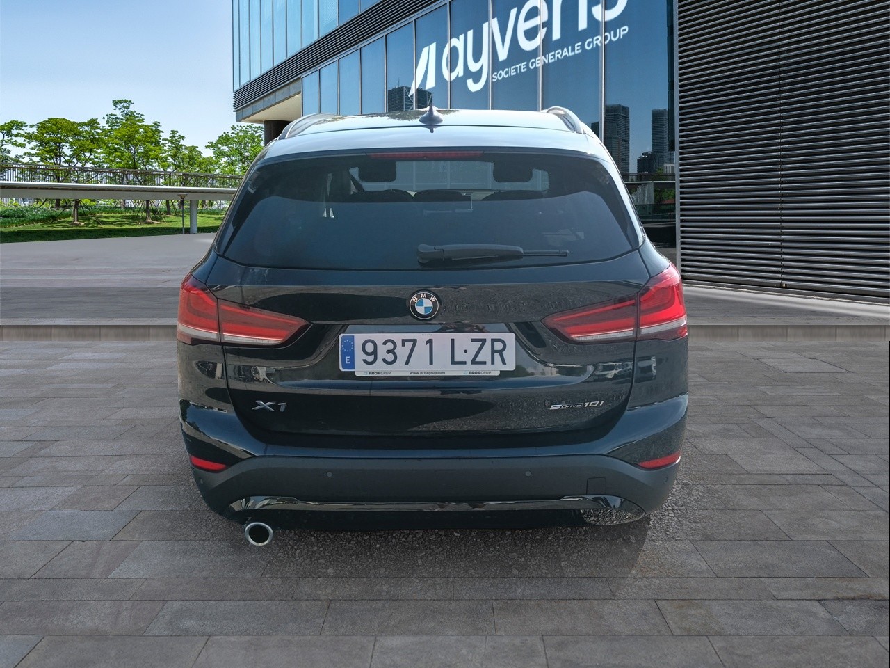 Renting Segunda Mano BMW X1sDrive18i 