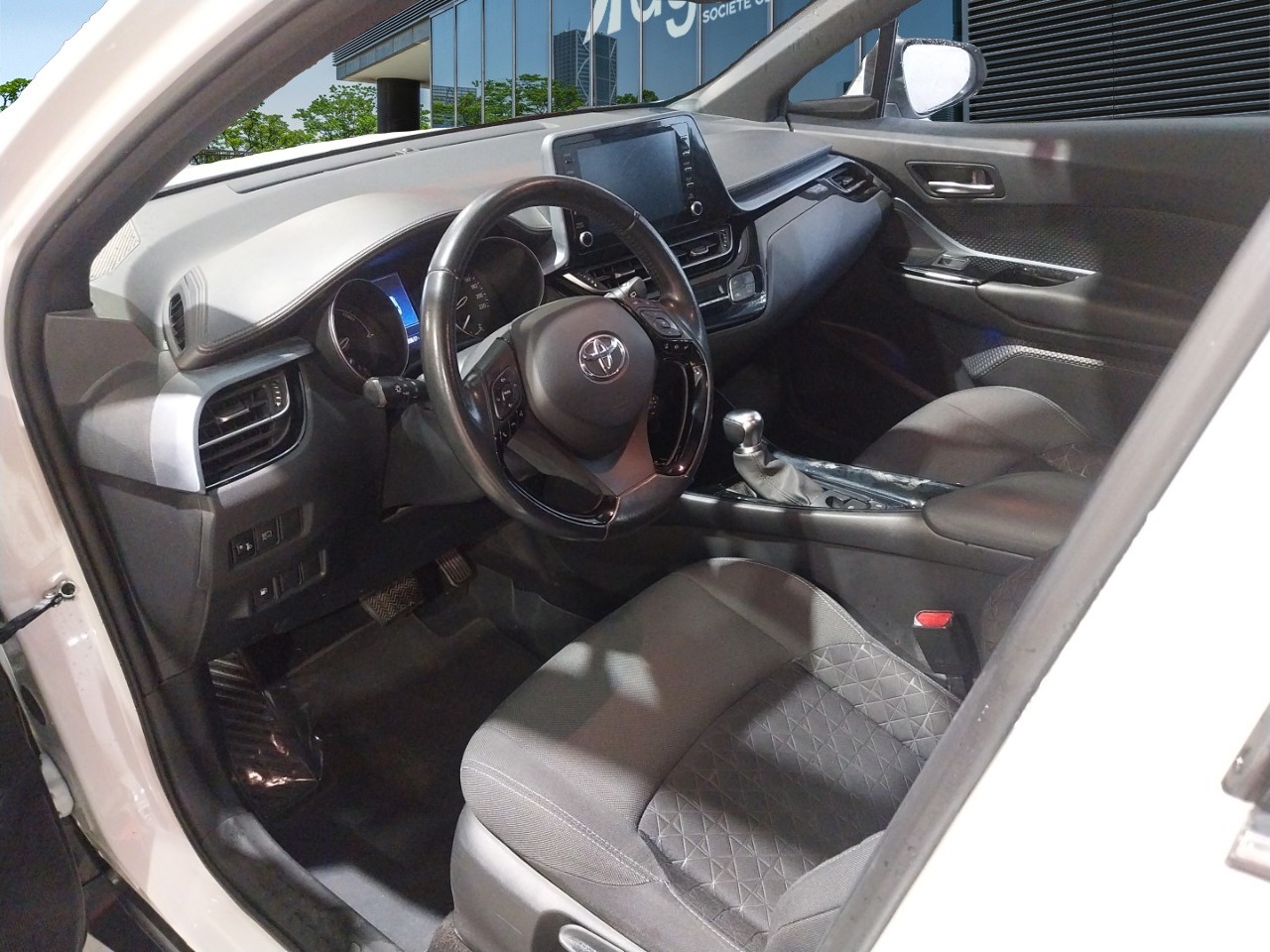 Renting Segunda Mano Toyota C-HR1.8 125H Advance 