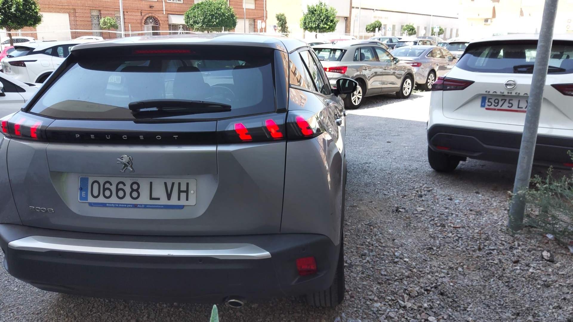 Renting Segunda Mano Peugeot 2008Active Pack BlueHDI 81kW (110CV) 