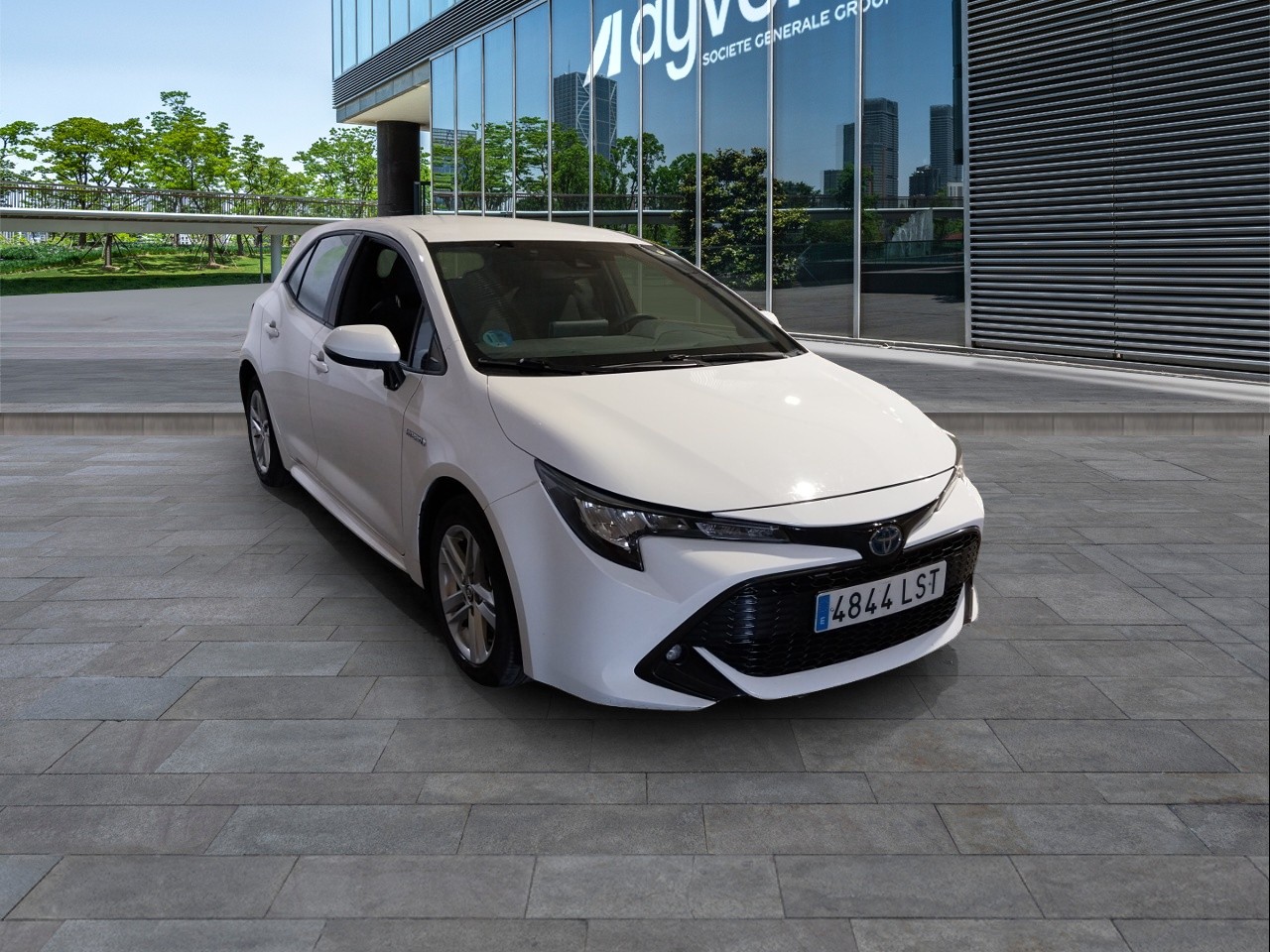 Renting Segunda Mano Toyota Corolla1.8 125H BUSINESS PLUS E-CVT 
