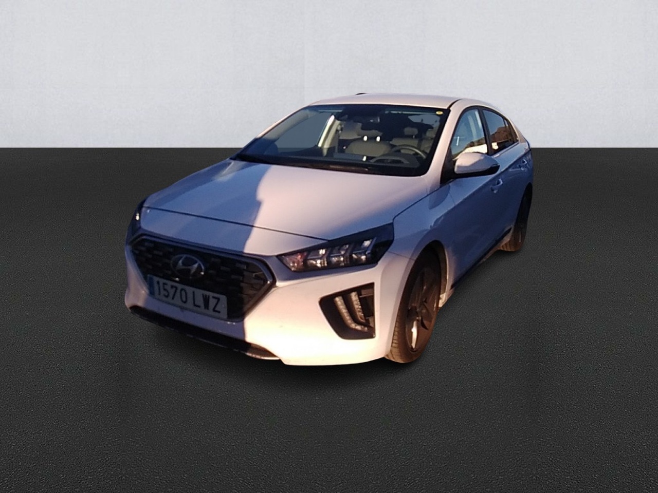 imagen HYUNDAI IONIQ 1.6 GDI HEV Tecno DCT-39