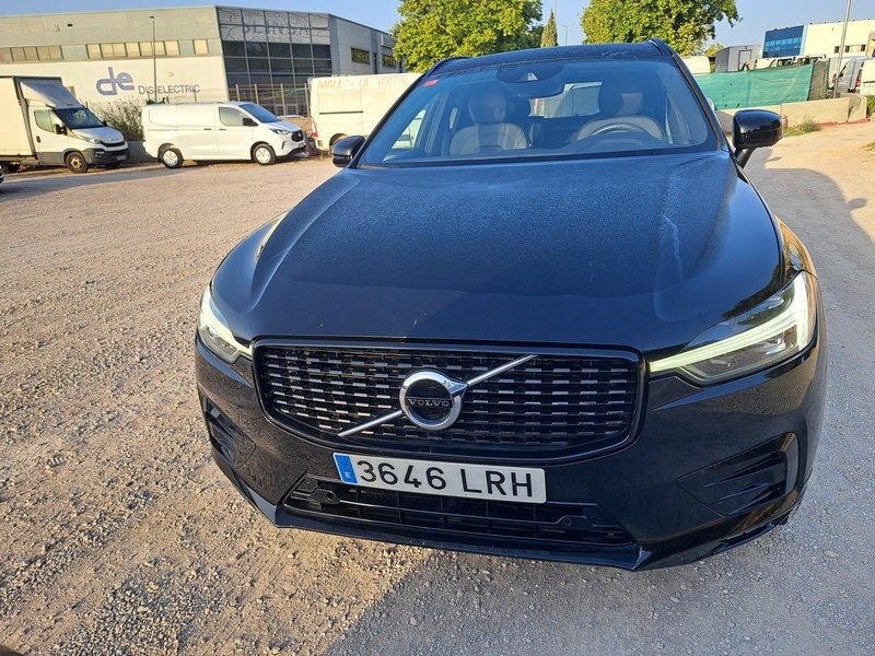 Volvo XC60 B4 Momentum PRO 2.0 Auto FWD 145kW (197CV)