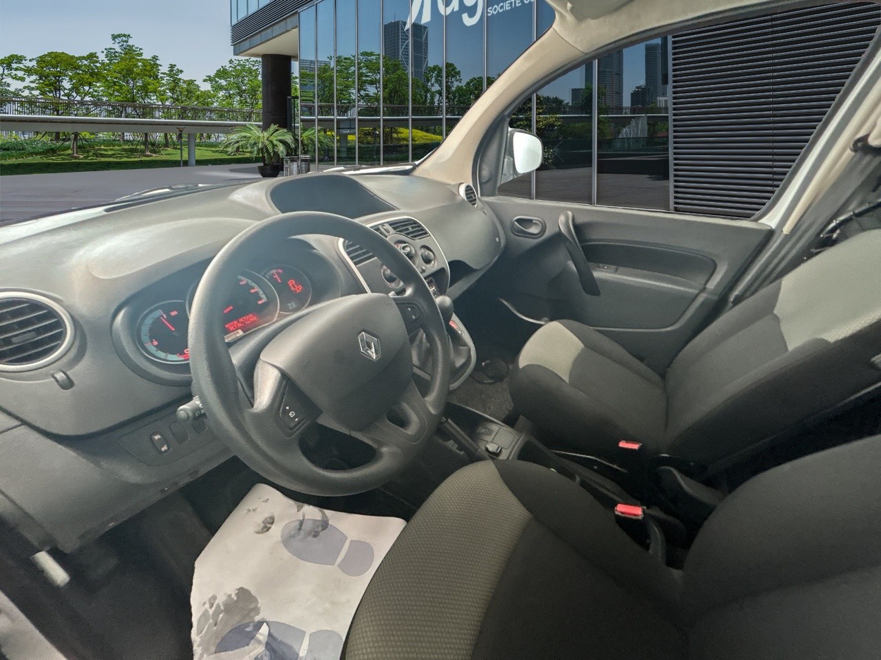 Renting Segunda Mano Renault KANGOO VANEXPRESS E-Tech 2 plazas 