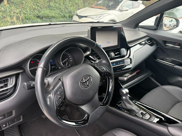 Renting Segunda Mano Toyota C-HR1.8 125H Advance 