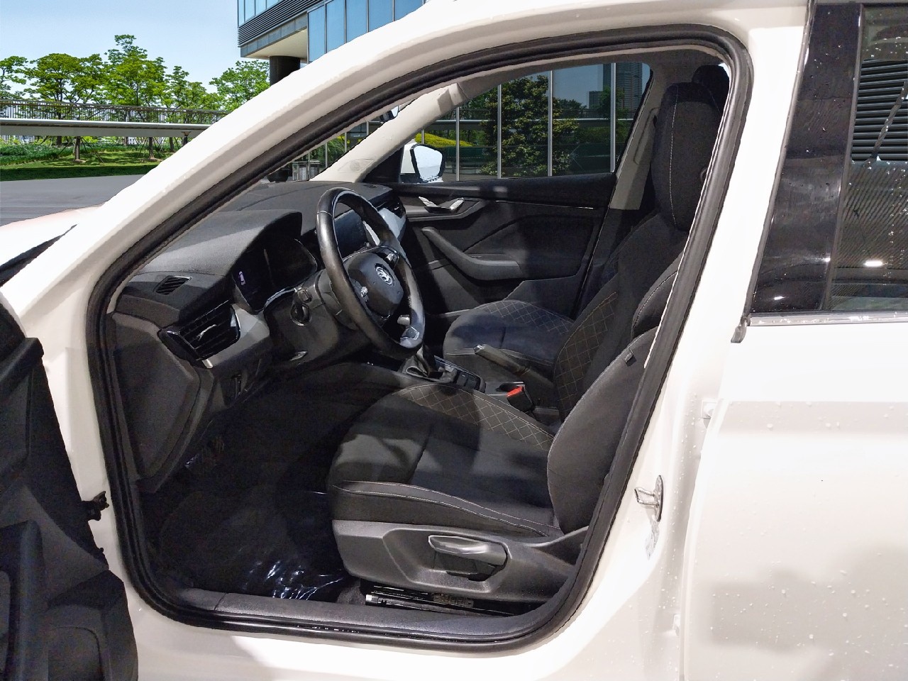 Renting Segunda Mano Skoda Kamiq1.0 TSI 81kW (110CV) DSG Ambition 