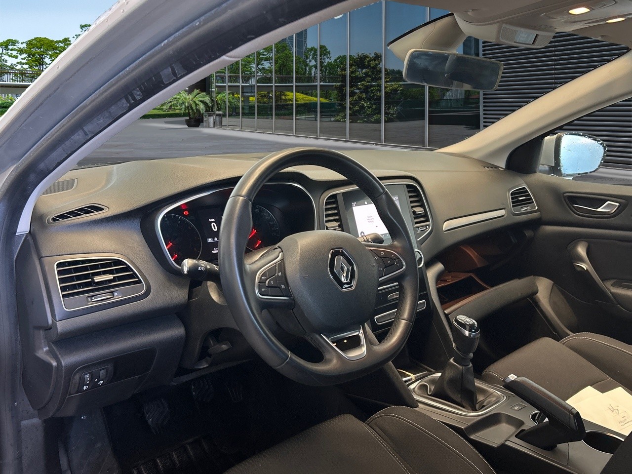 Renting Segunda Mano Renault Megane(O) Intens TCe 103 kW (140CV) GPF 