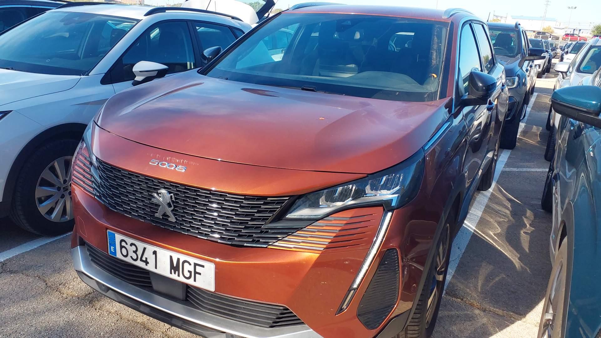 imagen PEUGEOT 5008 1.5 BlueHDi 96kW S&S Allure Pack EAT8-39