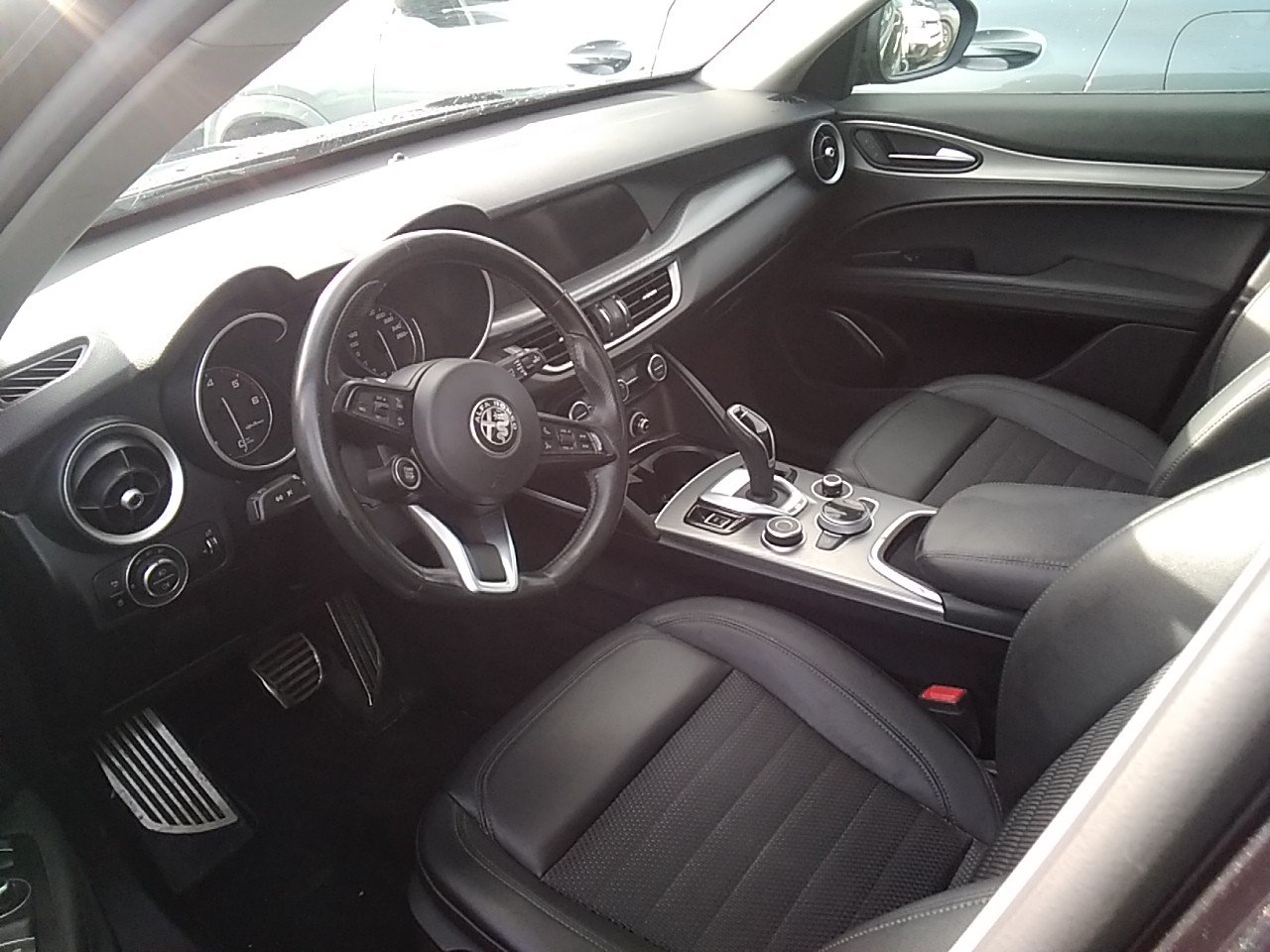 Renting Segunda Mano Alfa Romeo Stelvio2.2 Diésel 140kW (190CV) Sprint RWD 