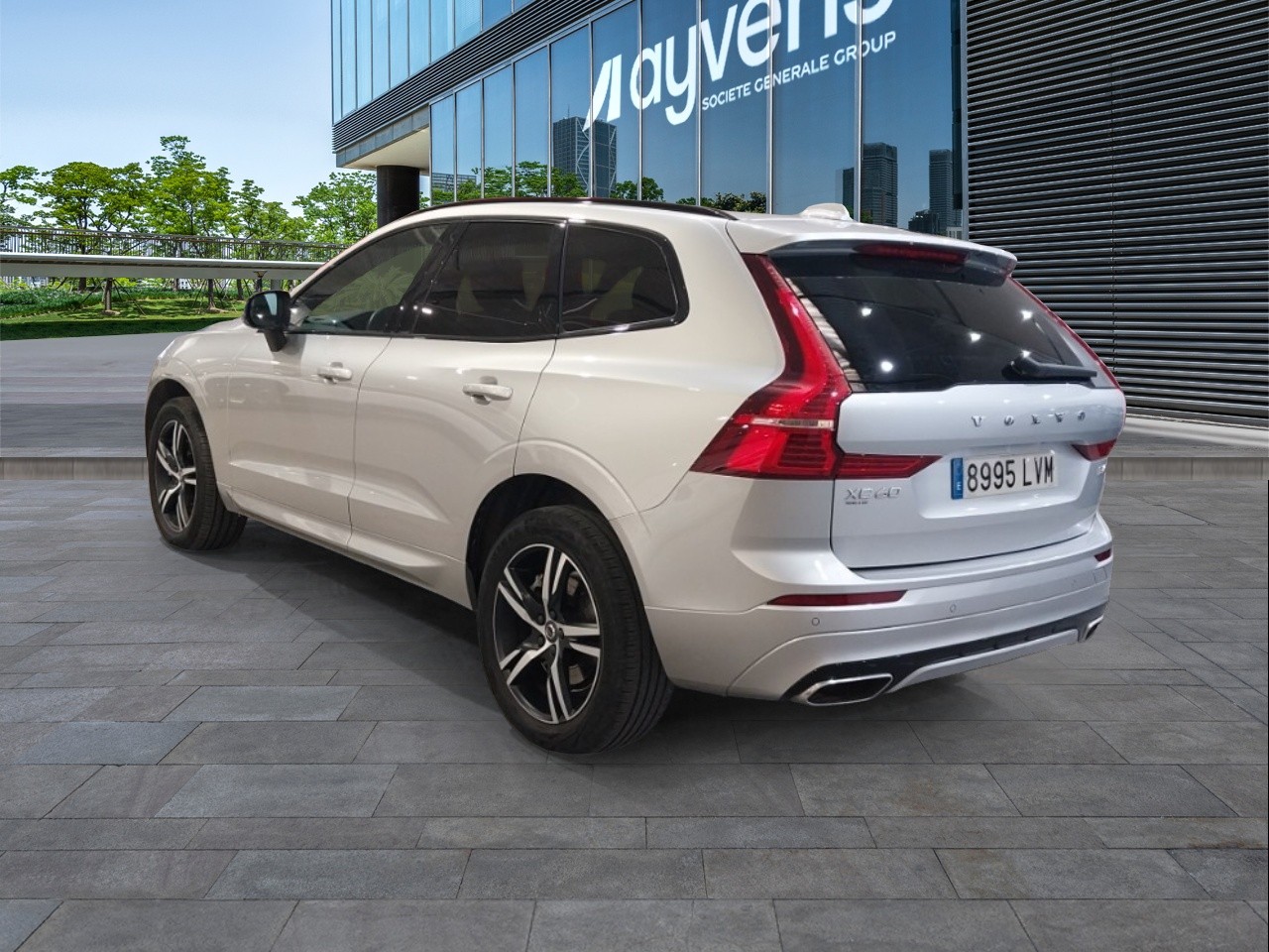 Renting Segunda Mano Volvo XC602.0 B4 D AWD R-Design Auto 