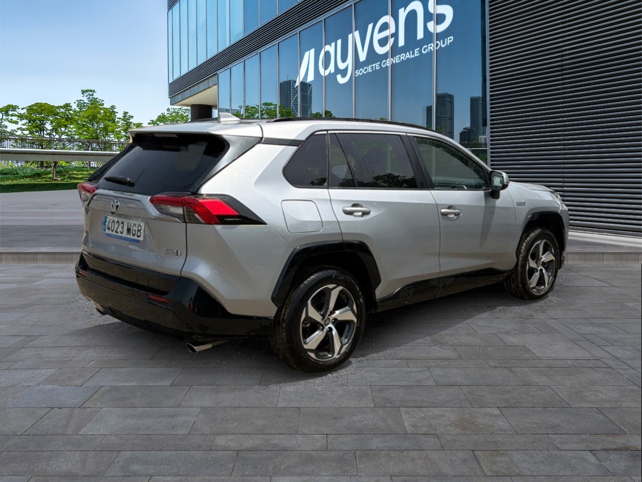 Renting Segunda Mano Toyota Rav42.5l PLUG-IN 300PH (e-CVT) Advance 