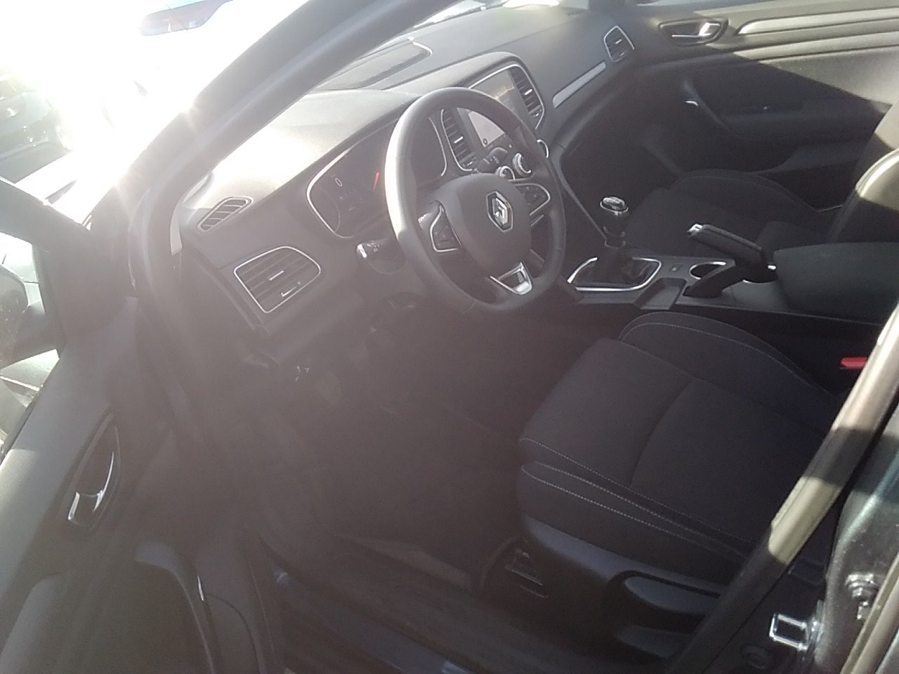 Renting Segunda Mano Renault Megane(O) Intens TCe 103 kW (140CV) GPF 