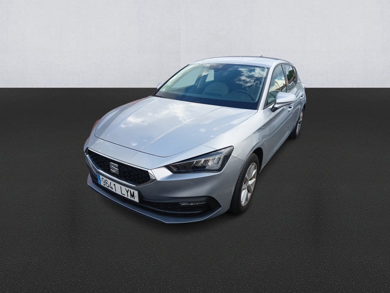 https://staticcdn.ald-automotive.es/vim/937f8612683942408fe851fe446e9696.JPG