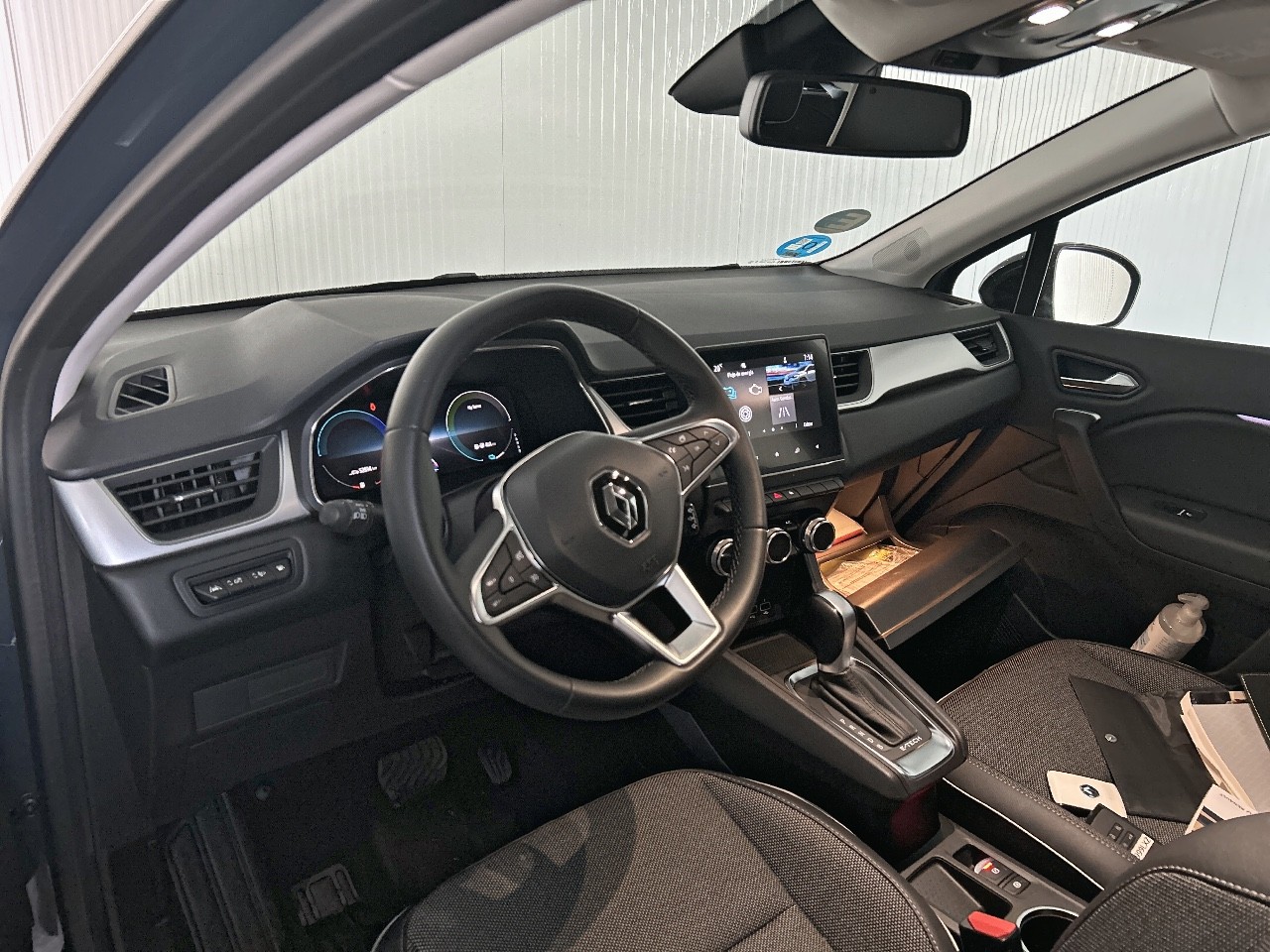 Renting Segunda Mano Renault CapturZen E-TECH Híbrido enchufable 160cv 