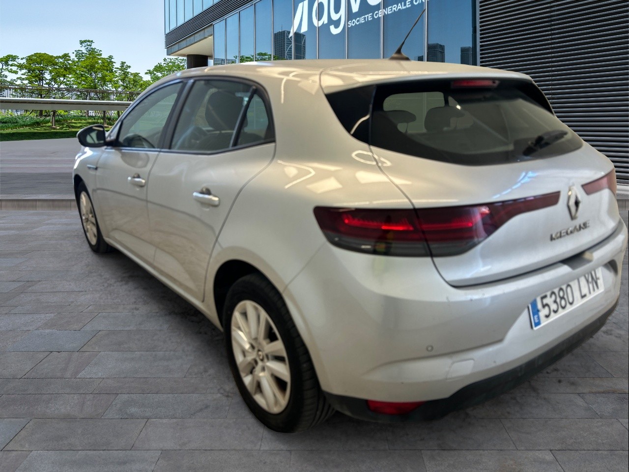 Renting Segunda Mano Renault Megane(O) Intens TCe 103 kW (140CV) GPF 