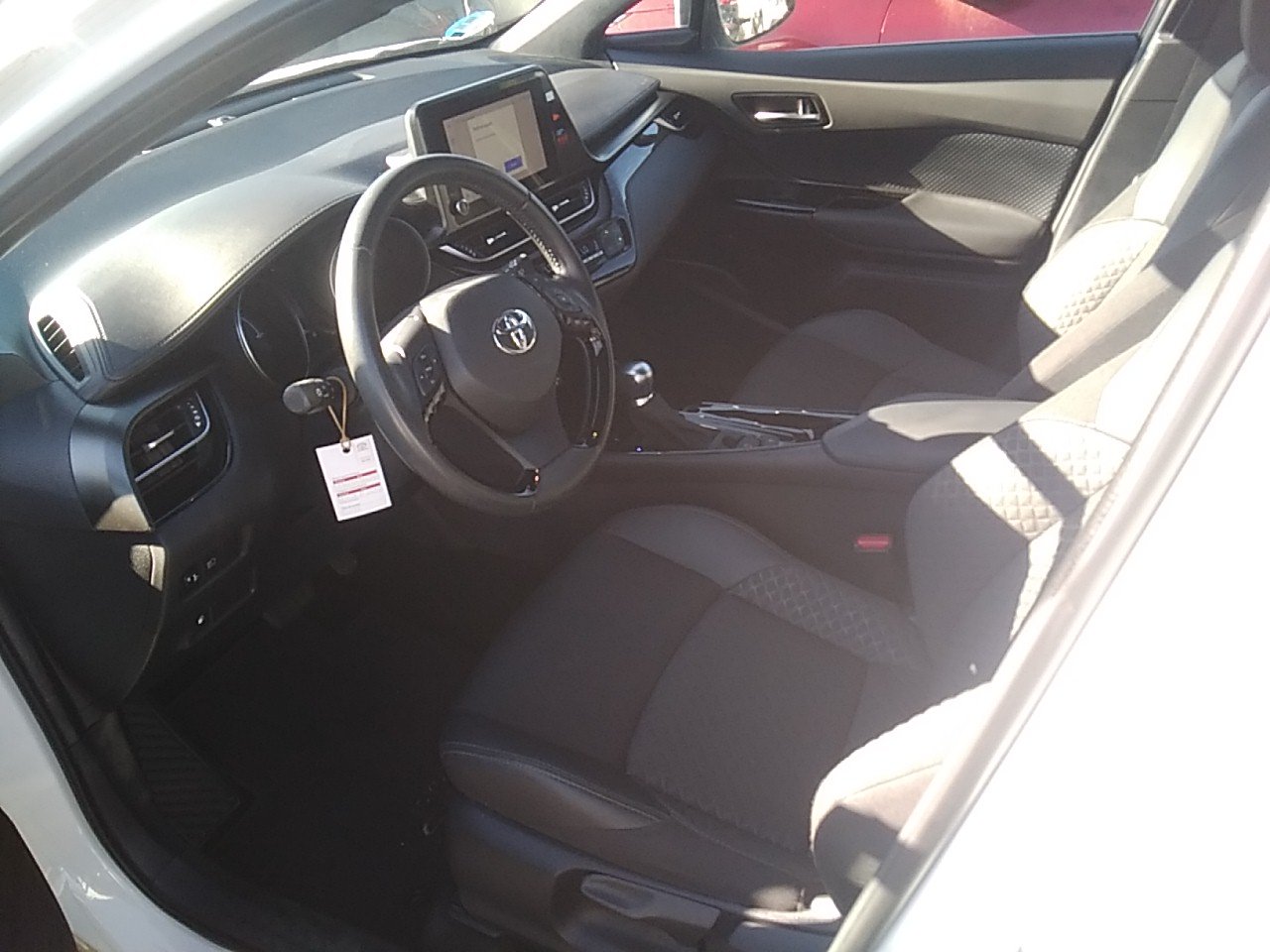 Renting Segunda Mano Toyota C-HR1.8 125H Advance 