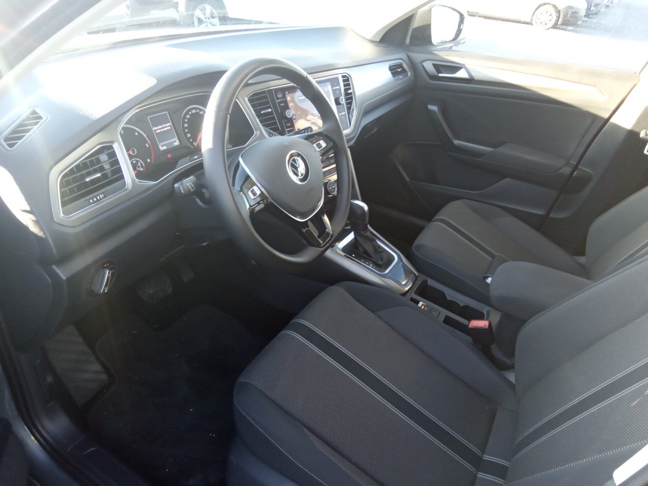 Renting Segunda Mano Volkswagen T-RocAdvance 2.0 TDI 110kW (150CV) DSG 