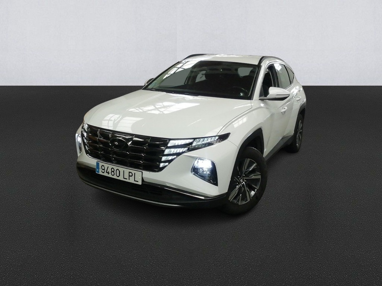 https://staticcdn.ald-automotive.es/vim/9eb7a04820d3459eb063b47bbb141f35.JPG