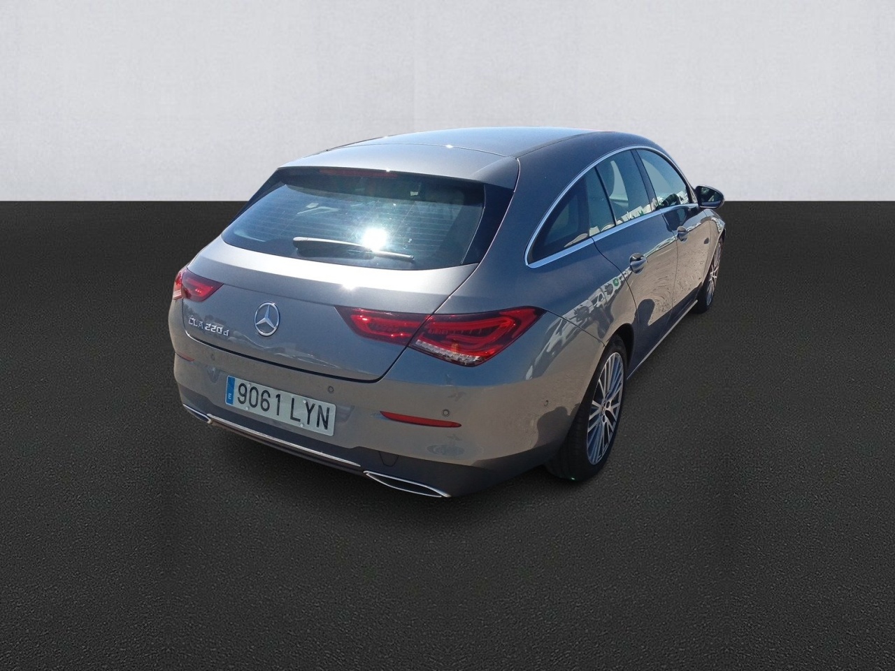 Renting Segunda Mano Mercedes Benz CLA Shooting Brake220 D DCT 