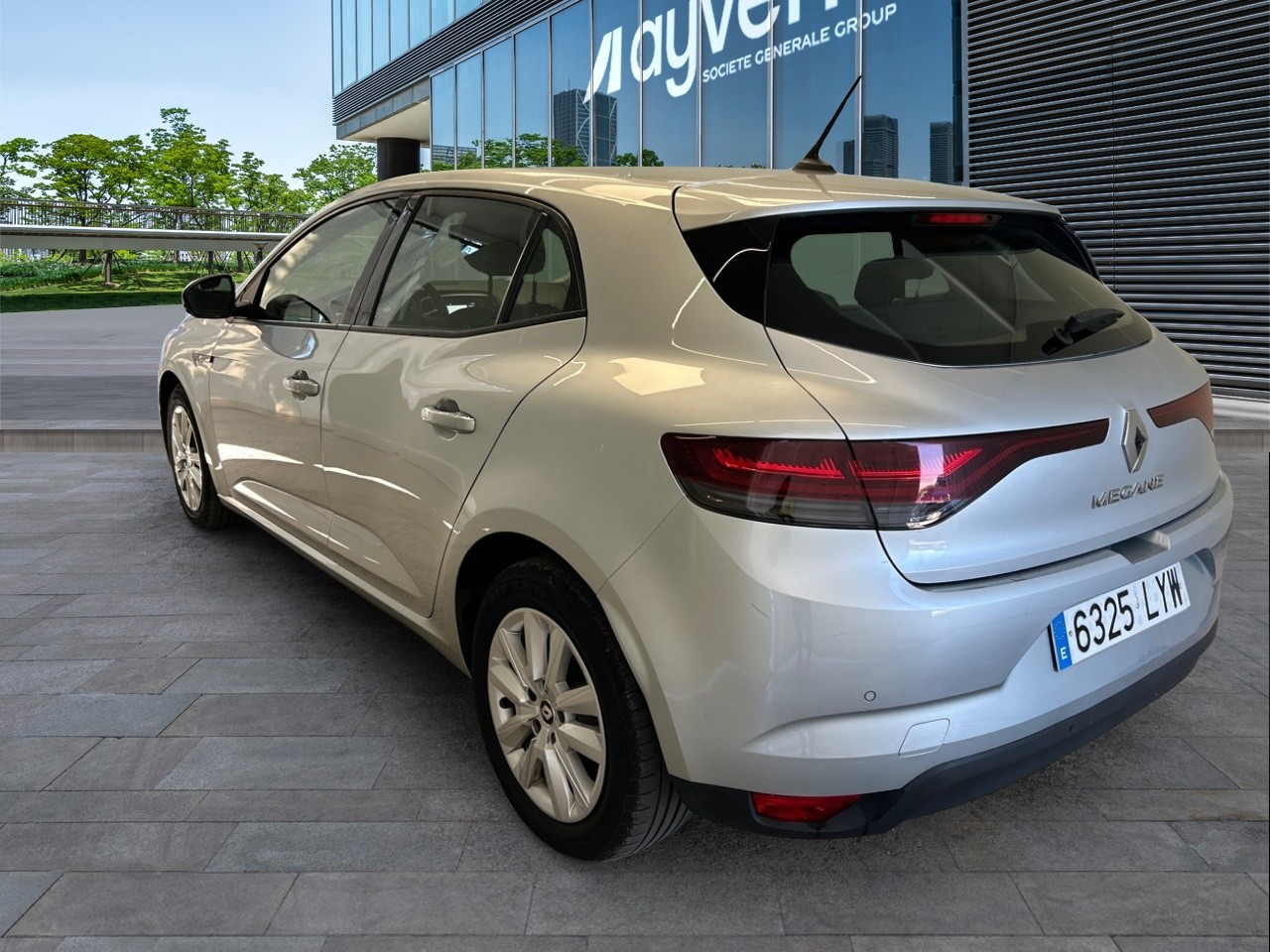 Renting Segunda Mano Renault Megane(O) Intens TCe 103 kW (140CV) GPF 