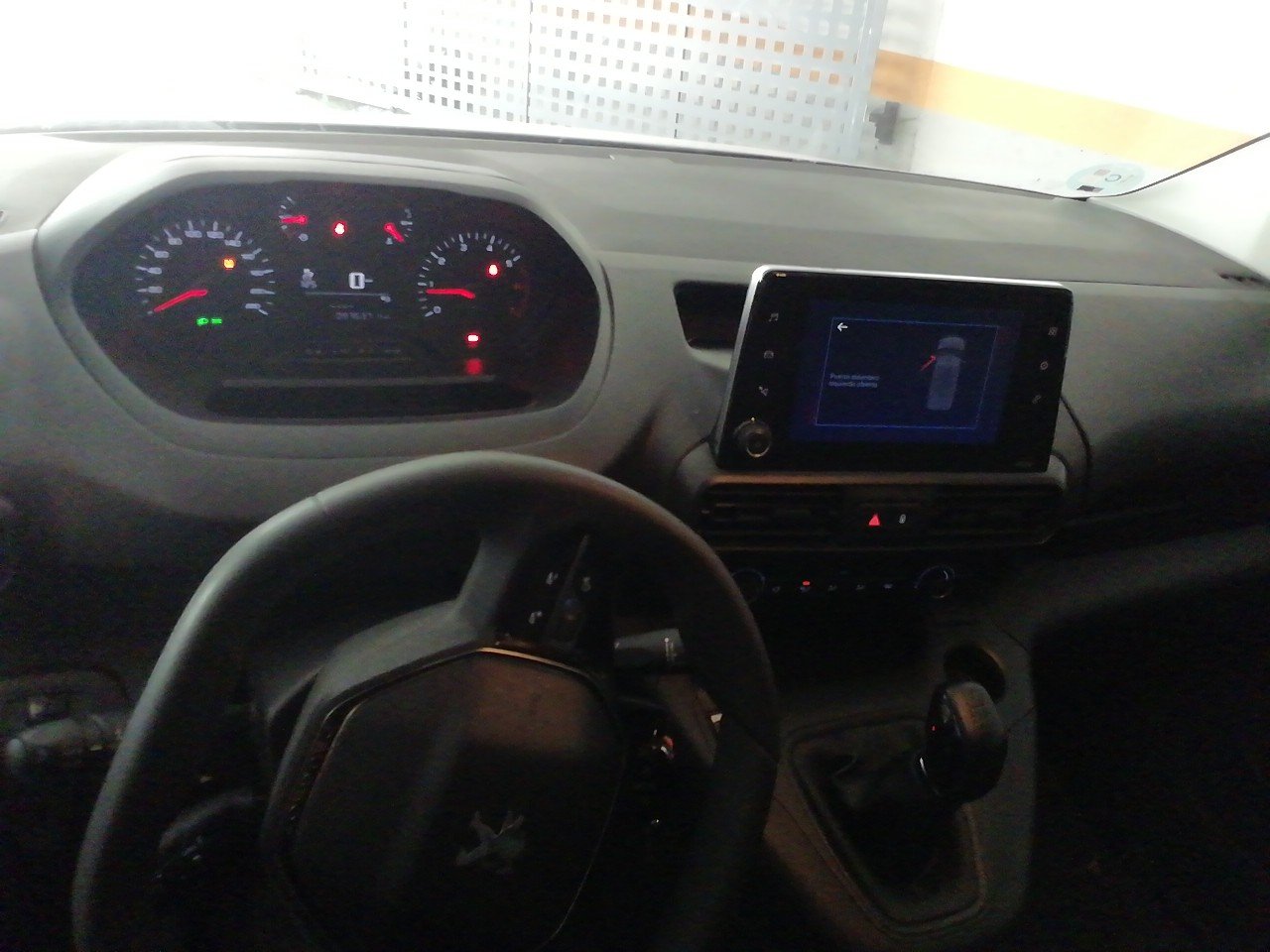 Renting Segunda Mano Peugeot PartnerPremium Standard 600kg BlueHDi 73kW 