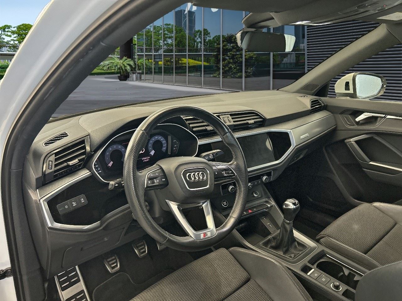 Renting Segunda Mano Audi Q3S line 35 TFSI 110kW (150CV) 