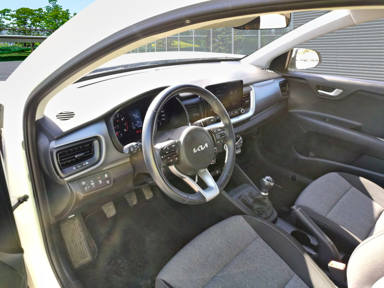 Renting Segunda Mano Kia Stonic1.2 DPi 62kW (84CV) Concept 
