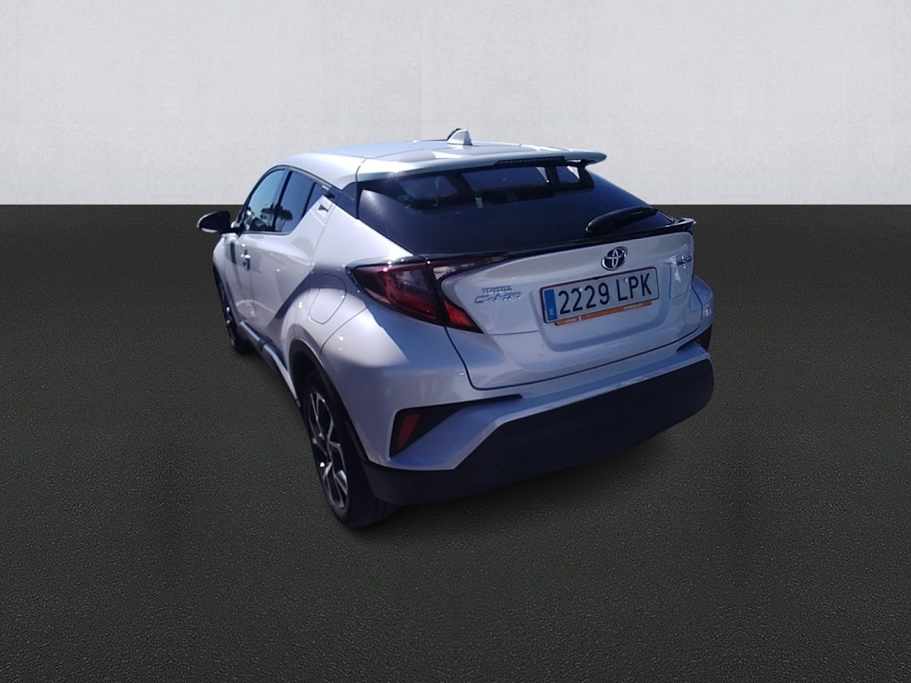 Renting Segunda Mano Toyota C-HR1.8 125H Advance 