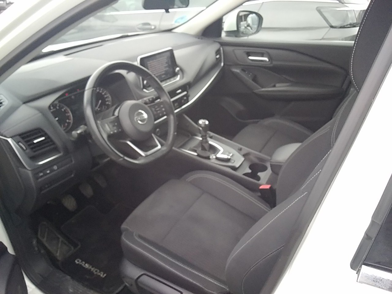 Renting Segunda Mano Nissan QashqaiDIG-T 103kW (140CV) mHEV 4×2 Acenta 