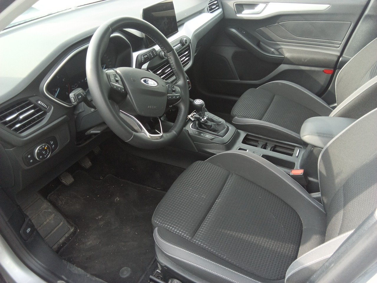 Renting Segunda Mano Ford Focus1.0 Ecoboost MHEV 92kW Trend+ 