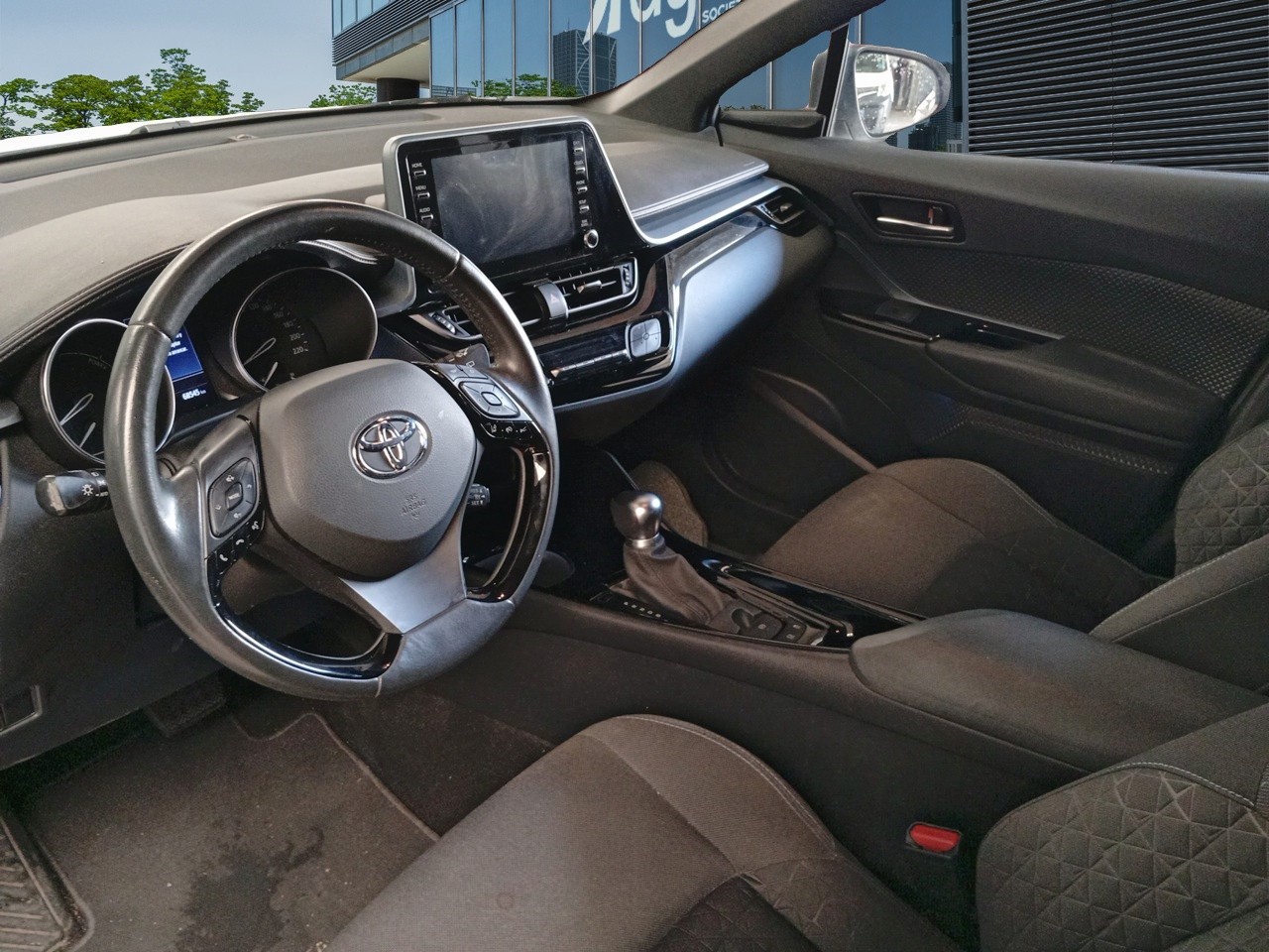 Renting Segunda Mano Toyota C-HR1.8 125H Advance 