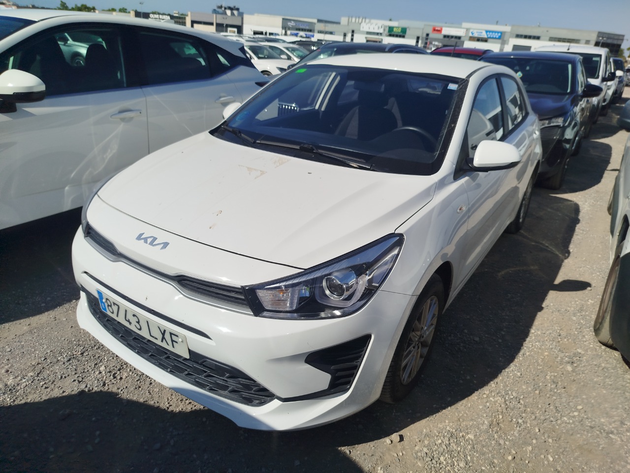 https://staticcdn.ald-automotive.es/vim/b2ccddec99344ac4a3f4d54b8d9af8c5.JPG