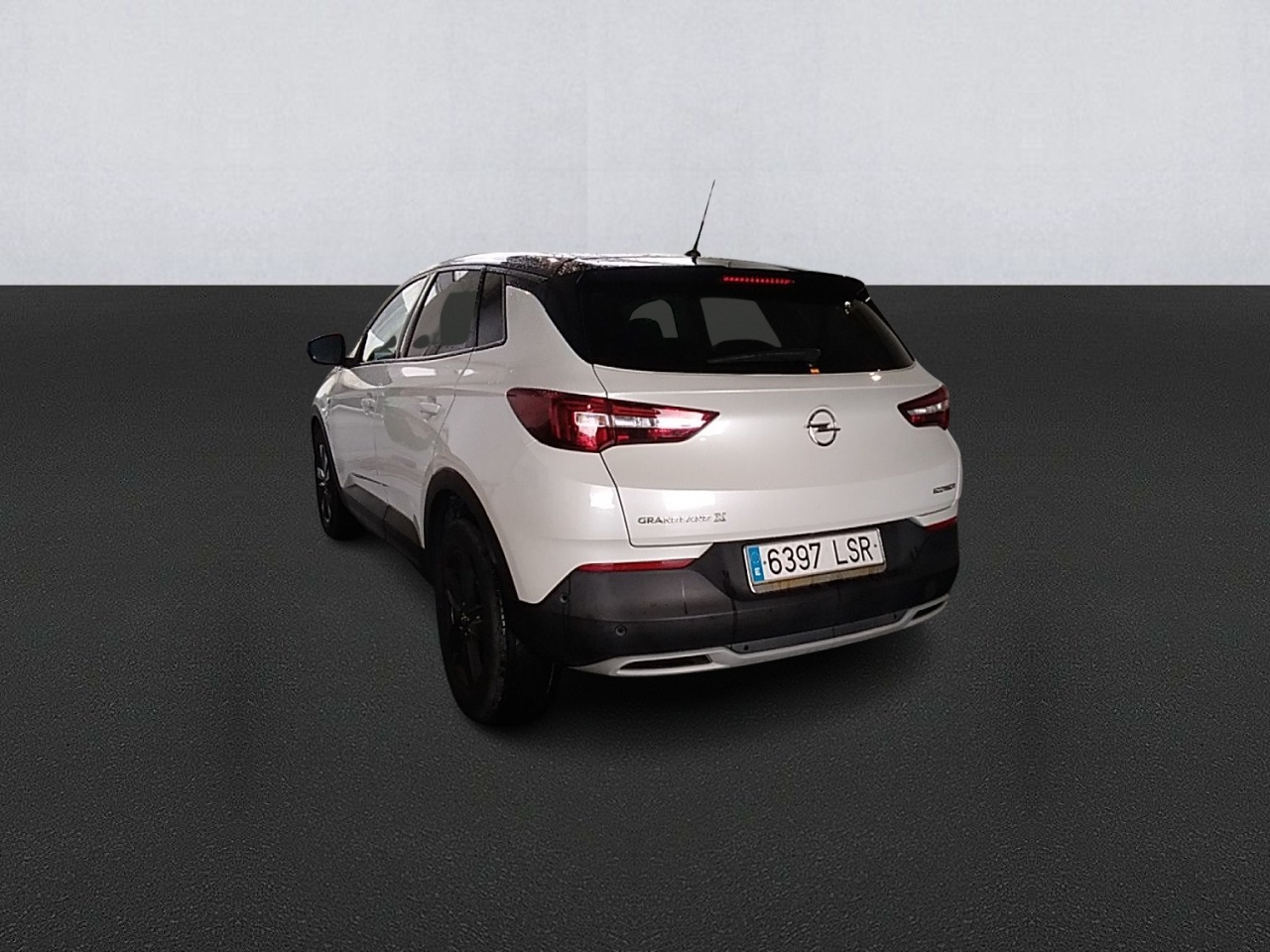 Renting Segunda Mano Opel GRANDLAND X1.5 CDTi Design & Tech 