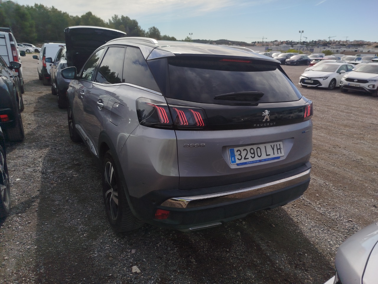 Renting Segunda Mano Peugeot 3008300 e-EAT8 GT 