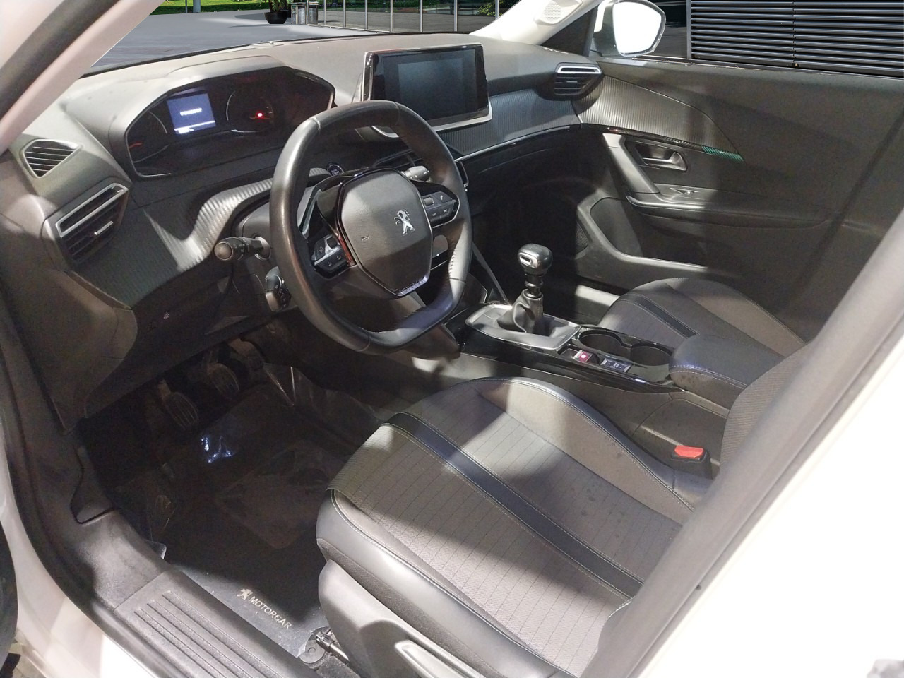 Renting Segunda Mano Peugeot 2008Allure BlueHDI 81kW (110CV) 