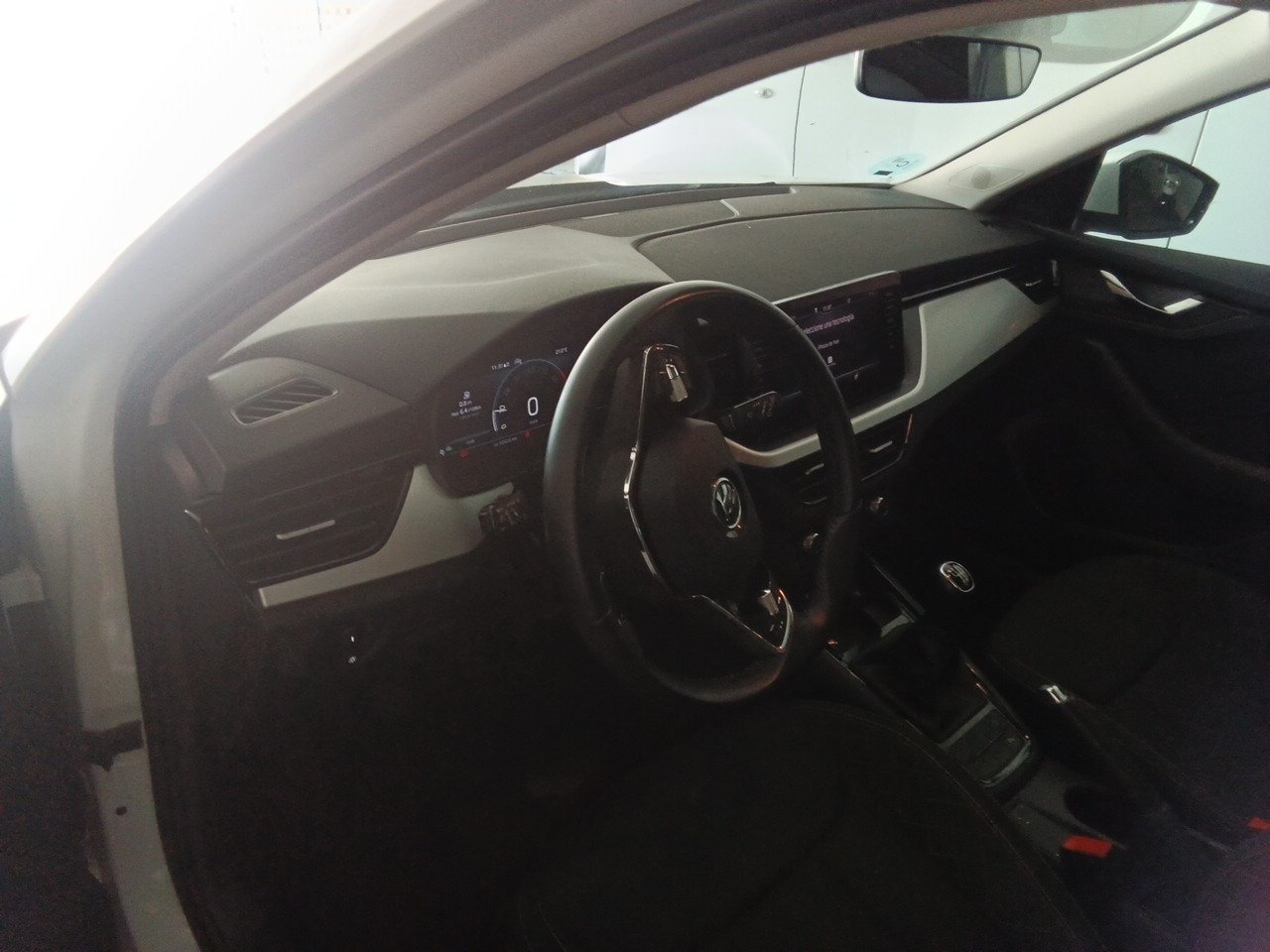Renting Segunda Mano Skoda Kamiq1.0 TSI 70kW (95CV) Emotion 