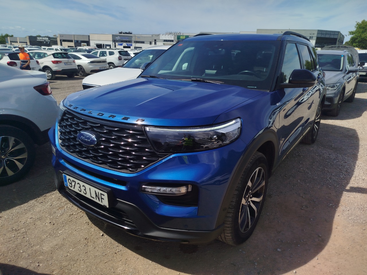 https://staticcdn.ald-automotive.es/vim/bce61d16abf84eceaf56022d65347966.JPG