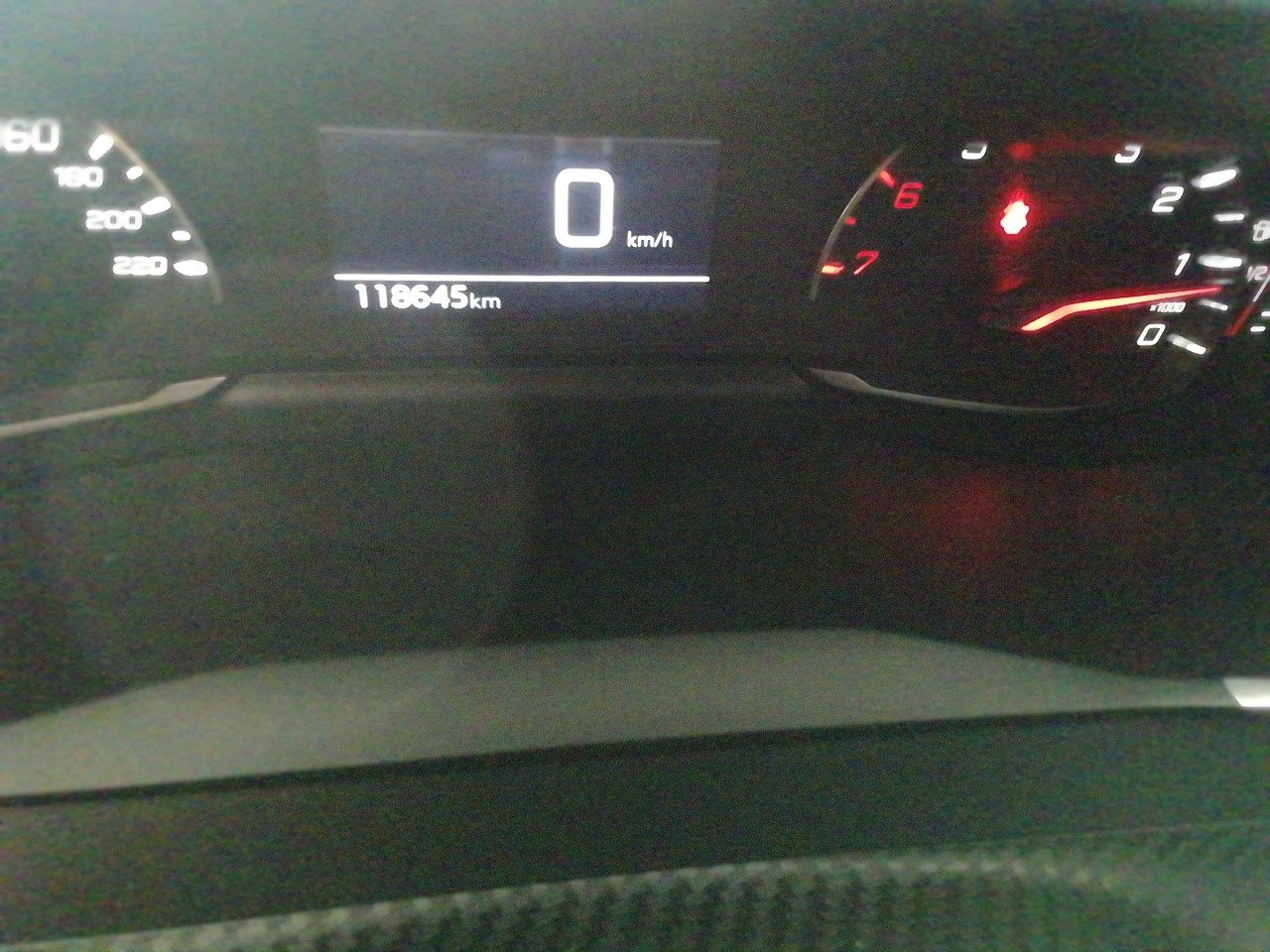 Renting Segunda Mano Peugeot 2008Allure BlueHDI 81kW (110CV) 