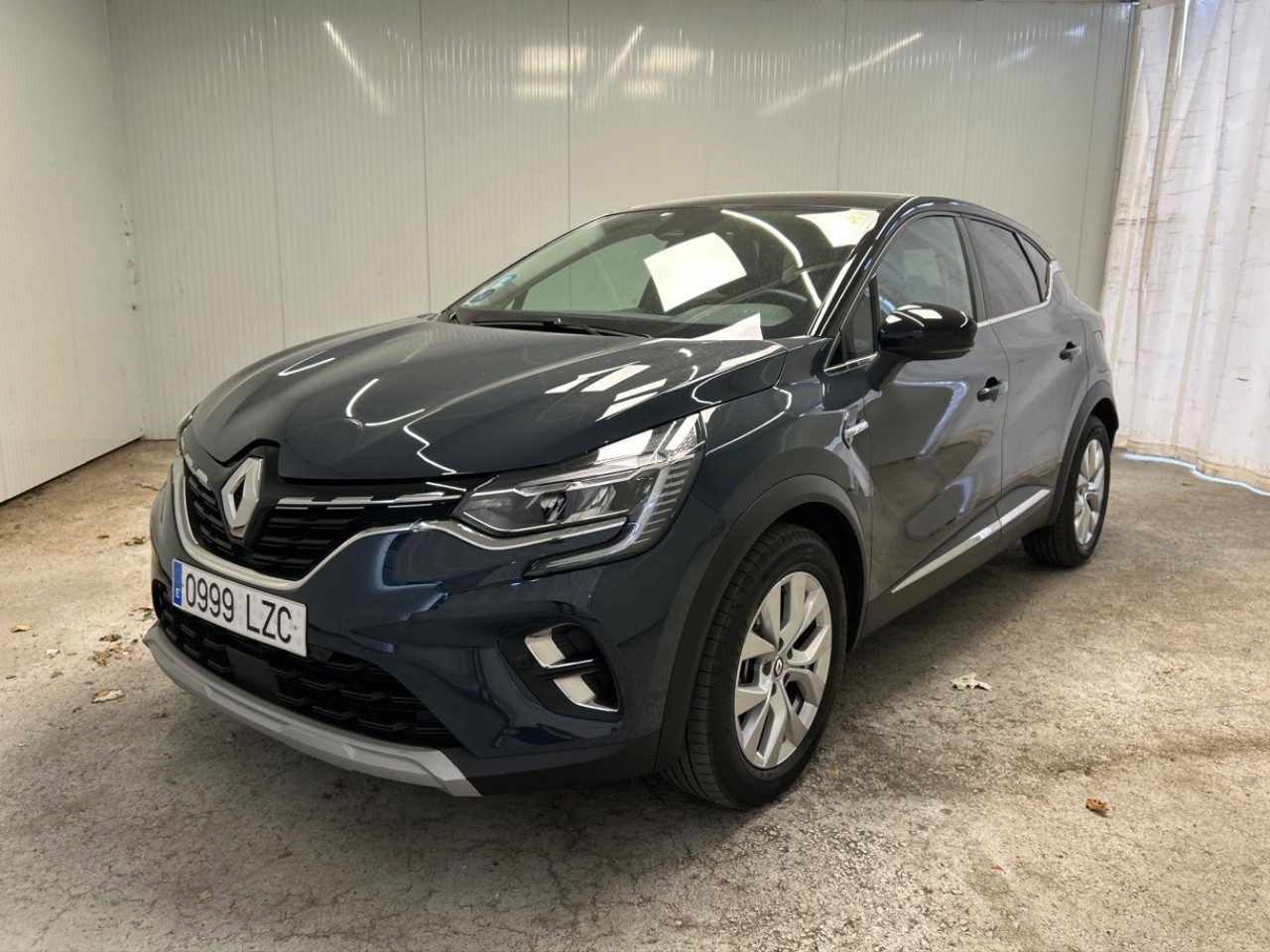 https://staticcdn.ald-automotive.es/vim/bfb5f6a1c2b1420ca46a9d29ab8588b1.JPG