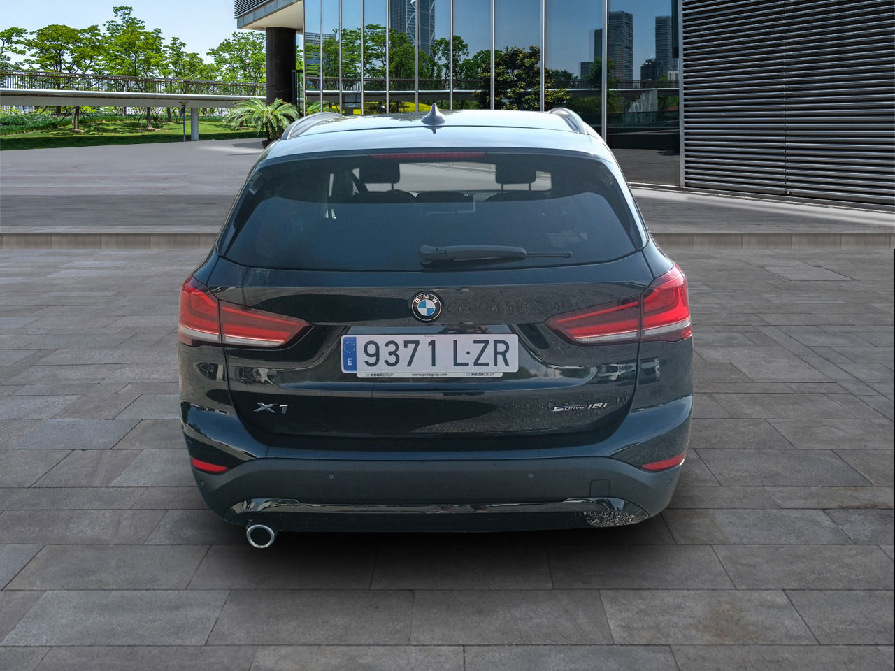 Renting Segunda Mano BMW X1sDrive18i 