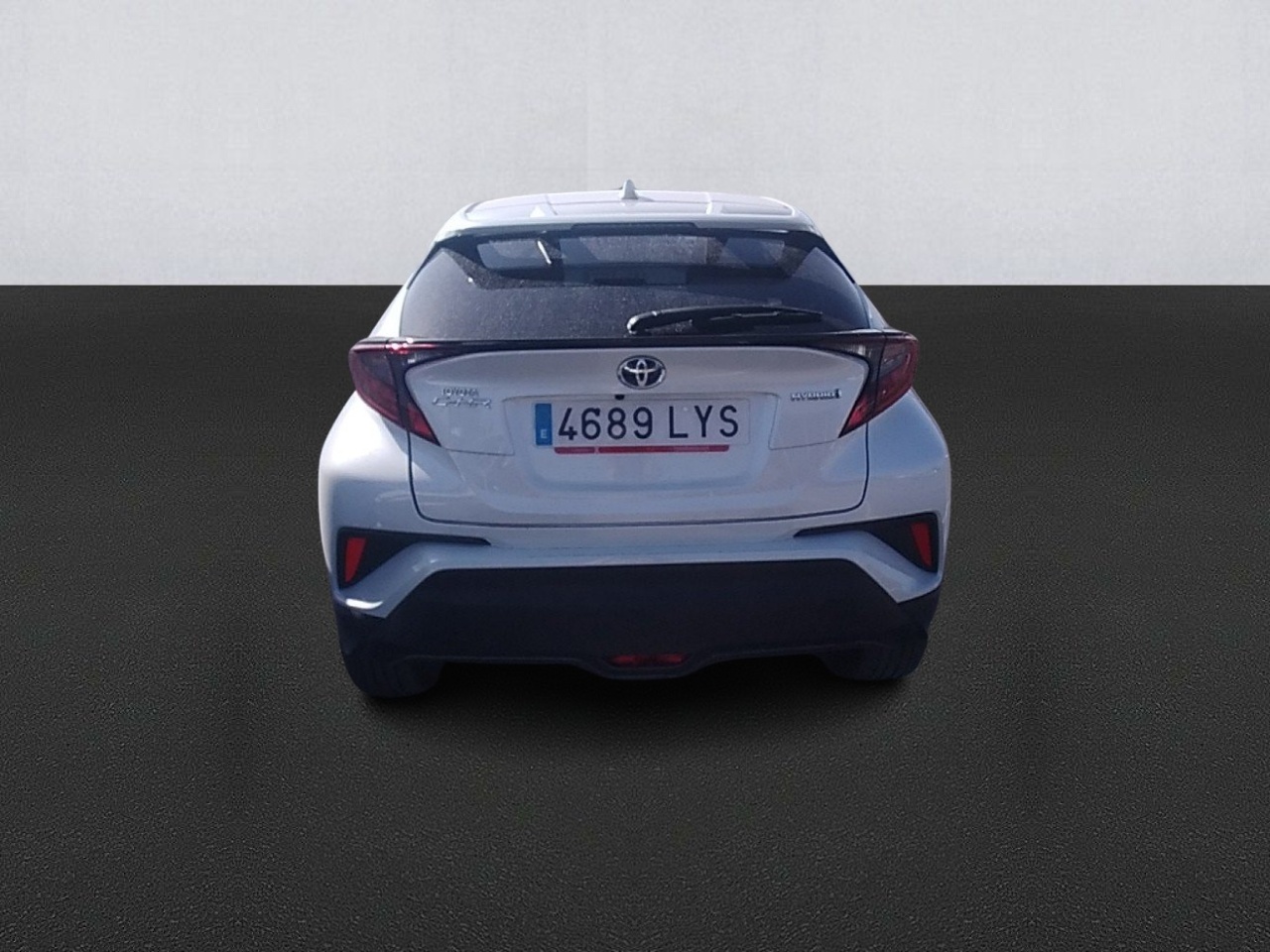 Renting Segunda Mano Toyota C-HR1.8 125H Advance 
