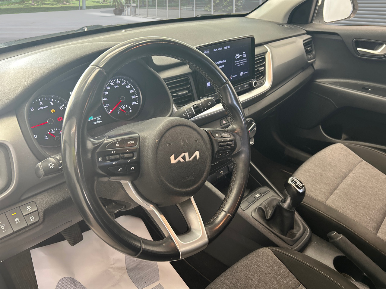Renting Segunda Mano Kia Stonic1.0 T-GDi 74kW (100CV) MHEV iMT Concept 