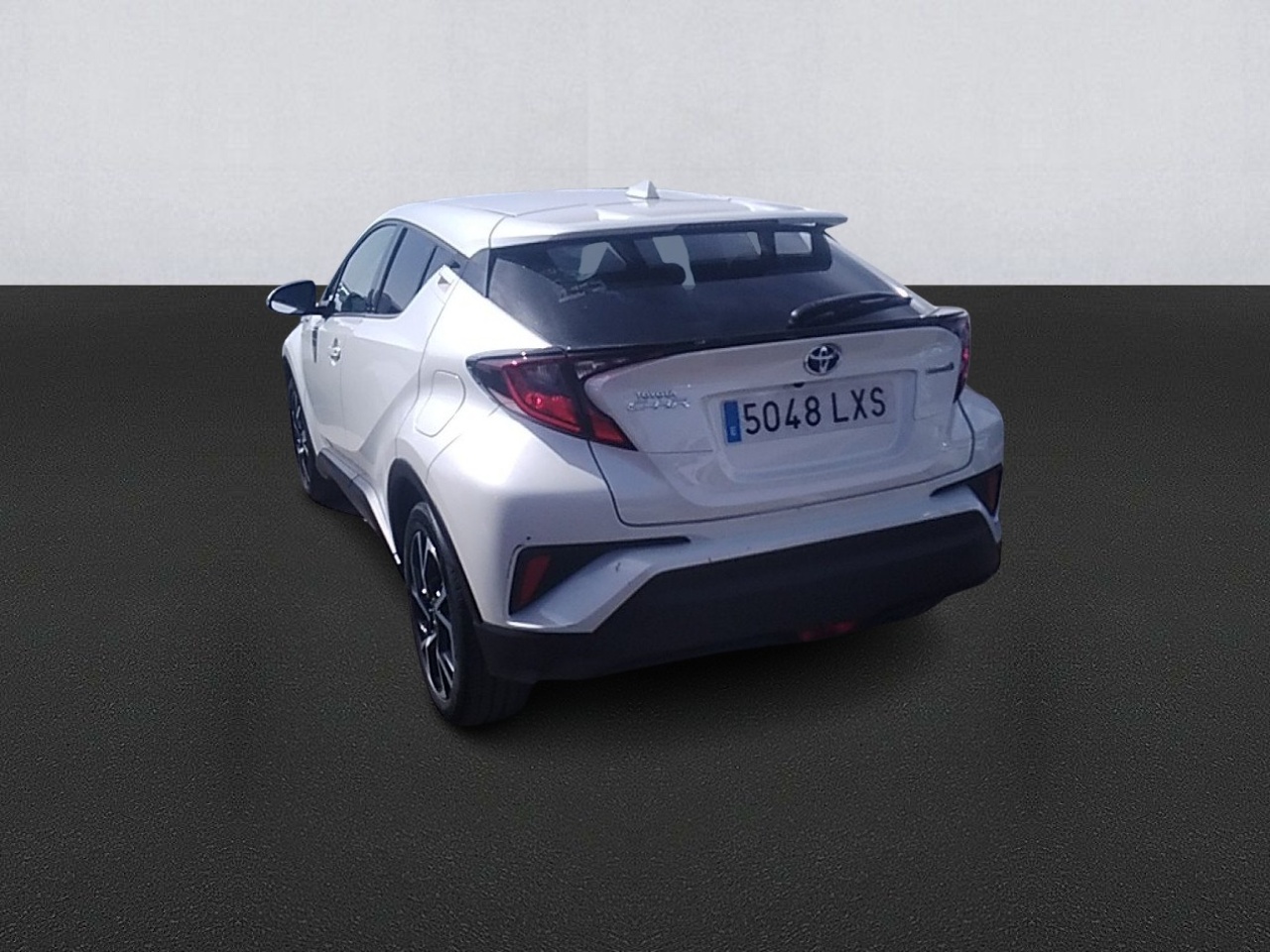 Renting Segunda Mano Toyota C-HR1.8 125H Advance 