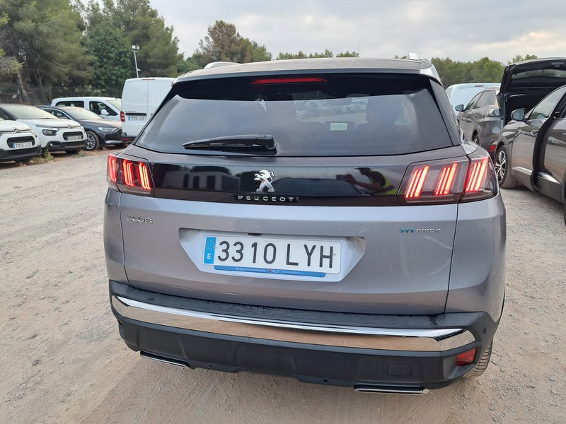 Renting Segunda Mano Peugeot 3008300 e-EAT8 GT 