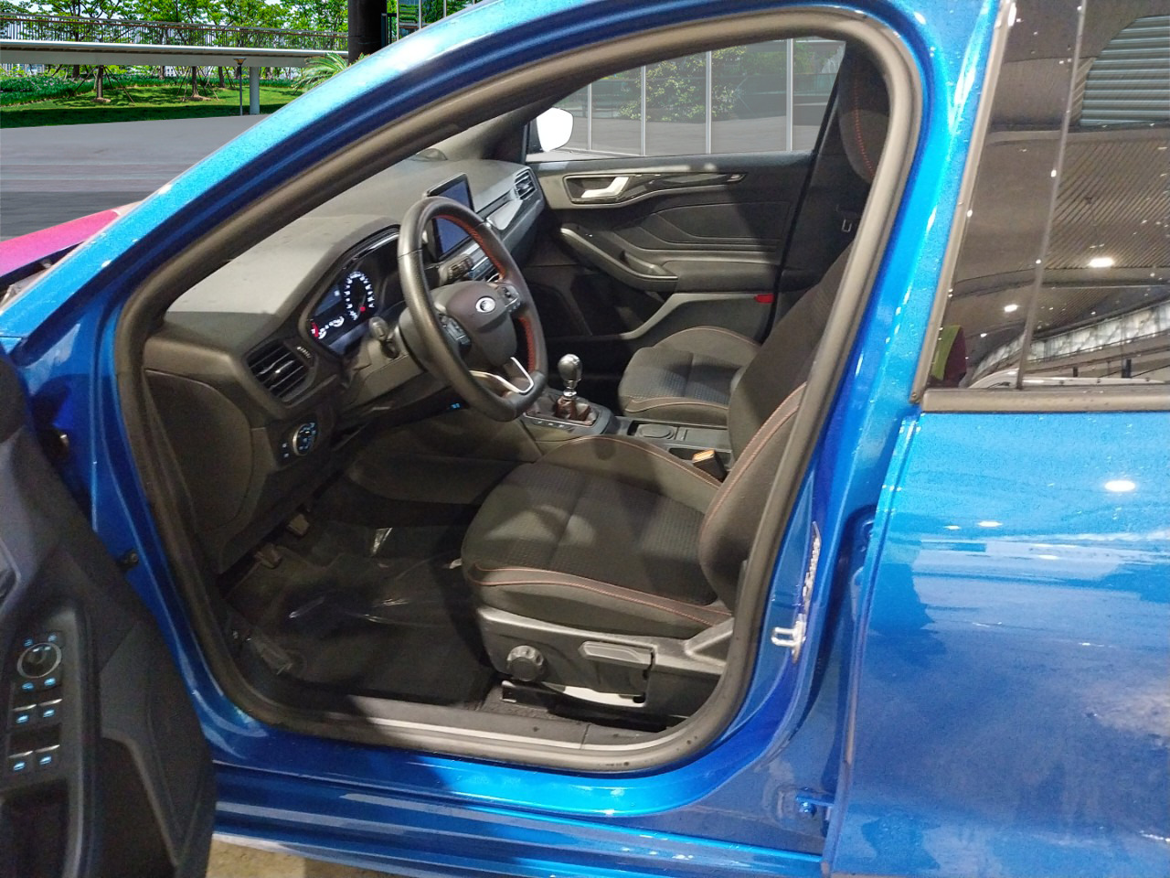 Renting Segunda Mano Ford Focus1.0 Ecoboost MHEV 92kW ST-Line 