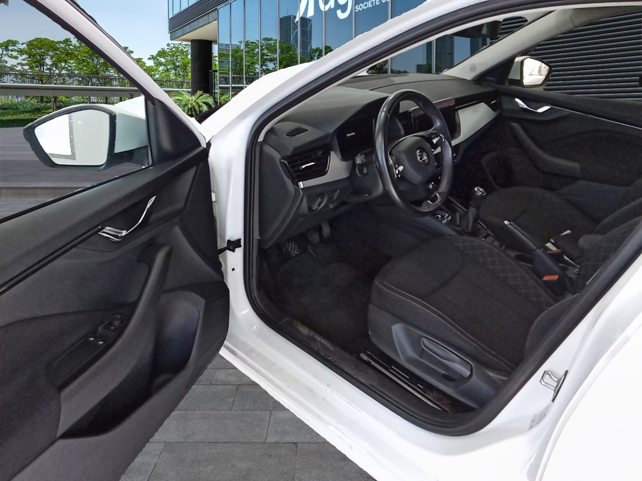 Renting Segunda Mano Skoda Kamiq1.0 TSI 70kW (95CV) Emotion 