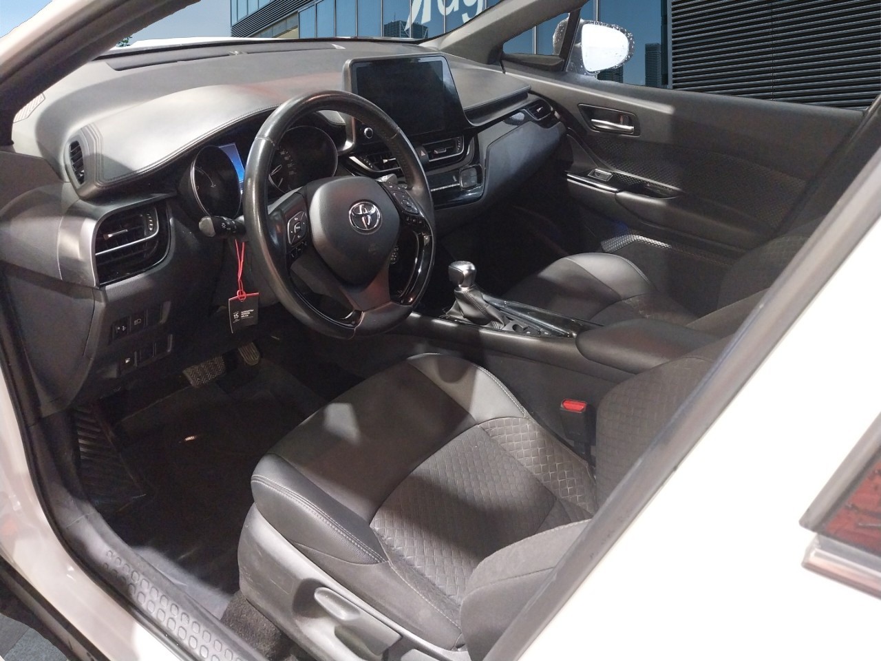 Renting Segunda Mano Toyota C-HR1.8 125H Advance 
