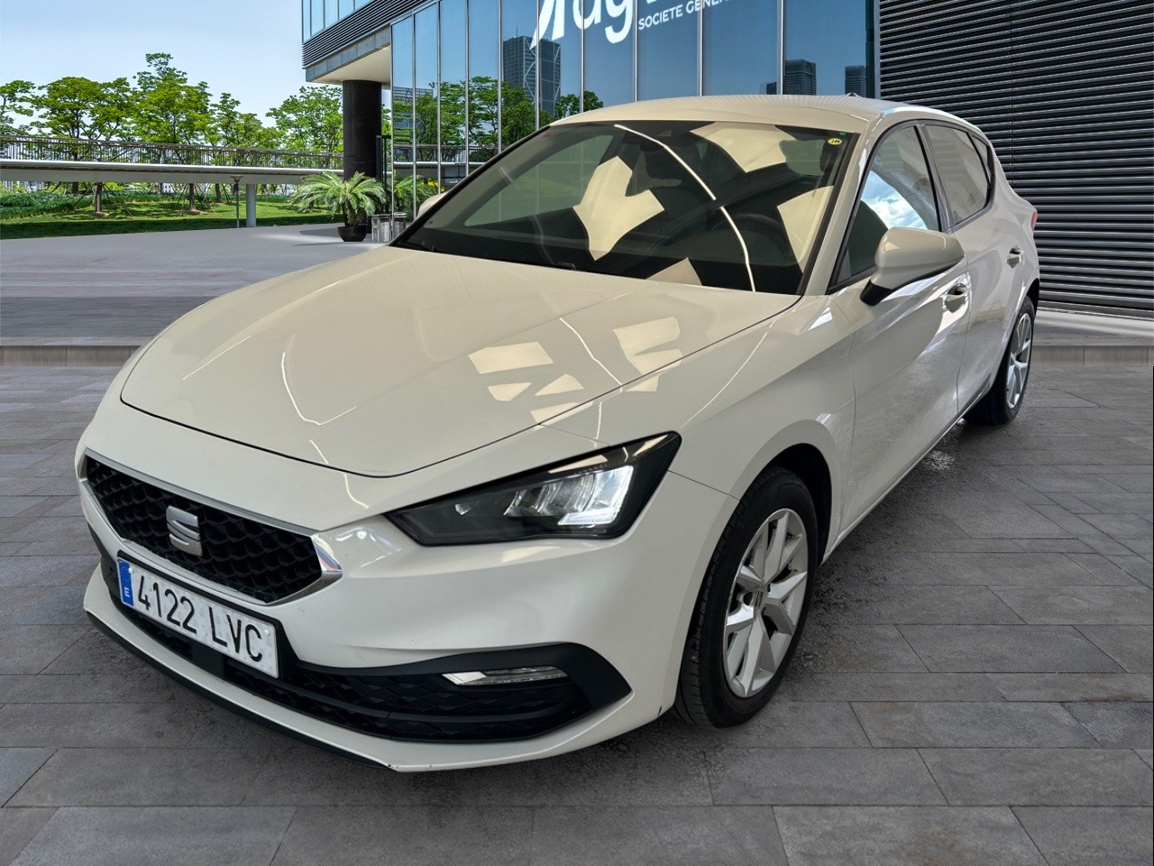 https://staticcdn.ald-automotive.es/vim/d4d6a7d7e7ef45ddad54fa55fd4d2961.JPG
