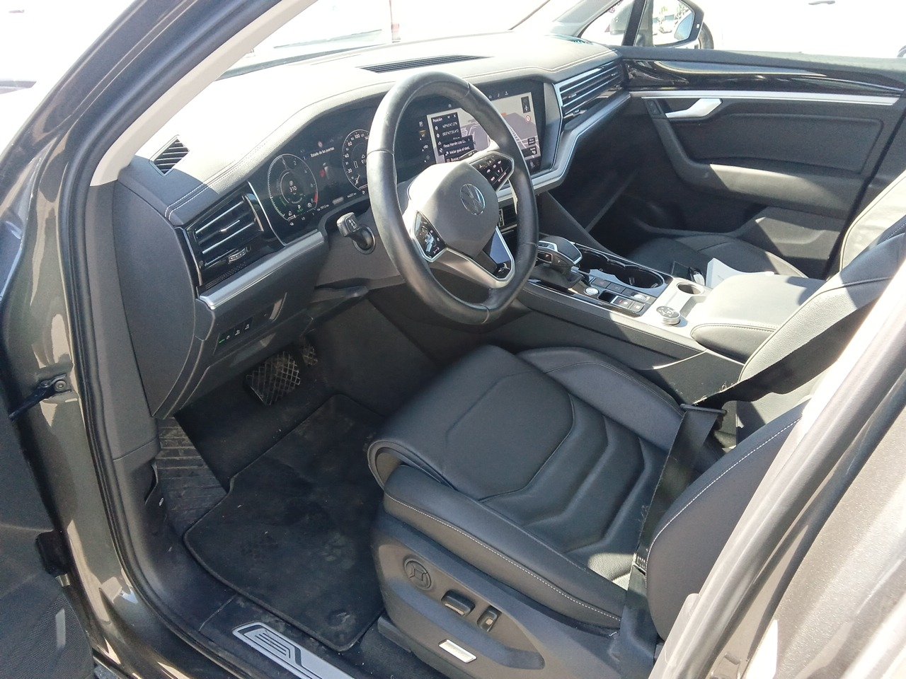 Renting Segunda Mano Volkswagen TouaregeHybrid Eleg 3.0 V6 TSI 280kW Tip 4M 